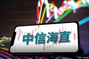 内线制霸！戴维斯26中10拿下27分15板&末节8板